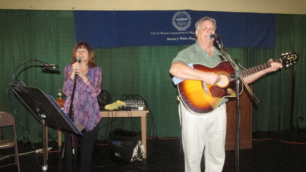 The Mike Reynolds Duo entertain guests at the recent Senior Salute.